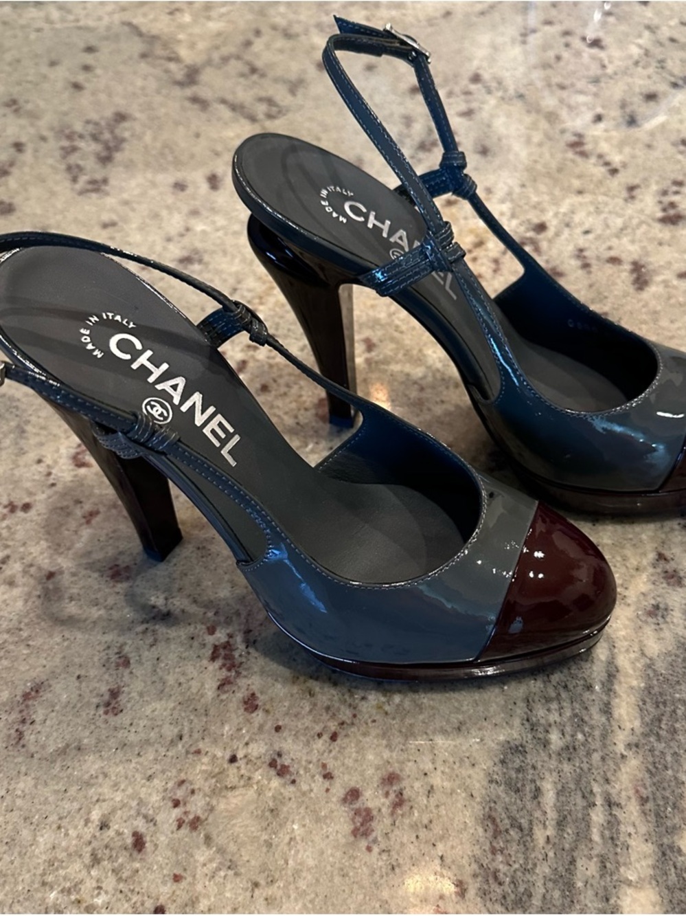 CHANEL Two-Tone Patent Leather Slingback Heels in Gray and Burgundy - Picture 3 of 9